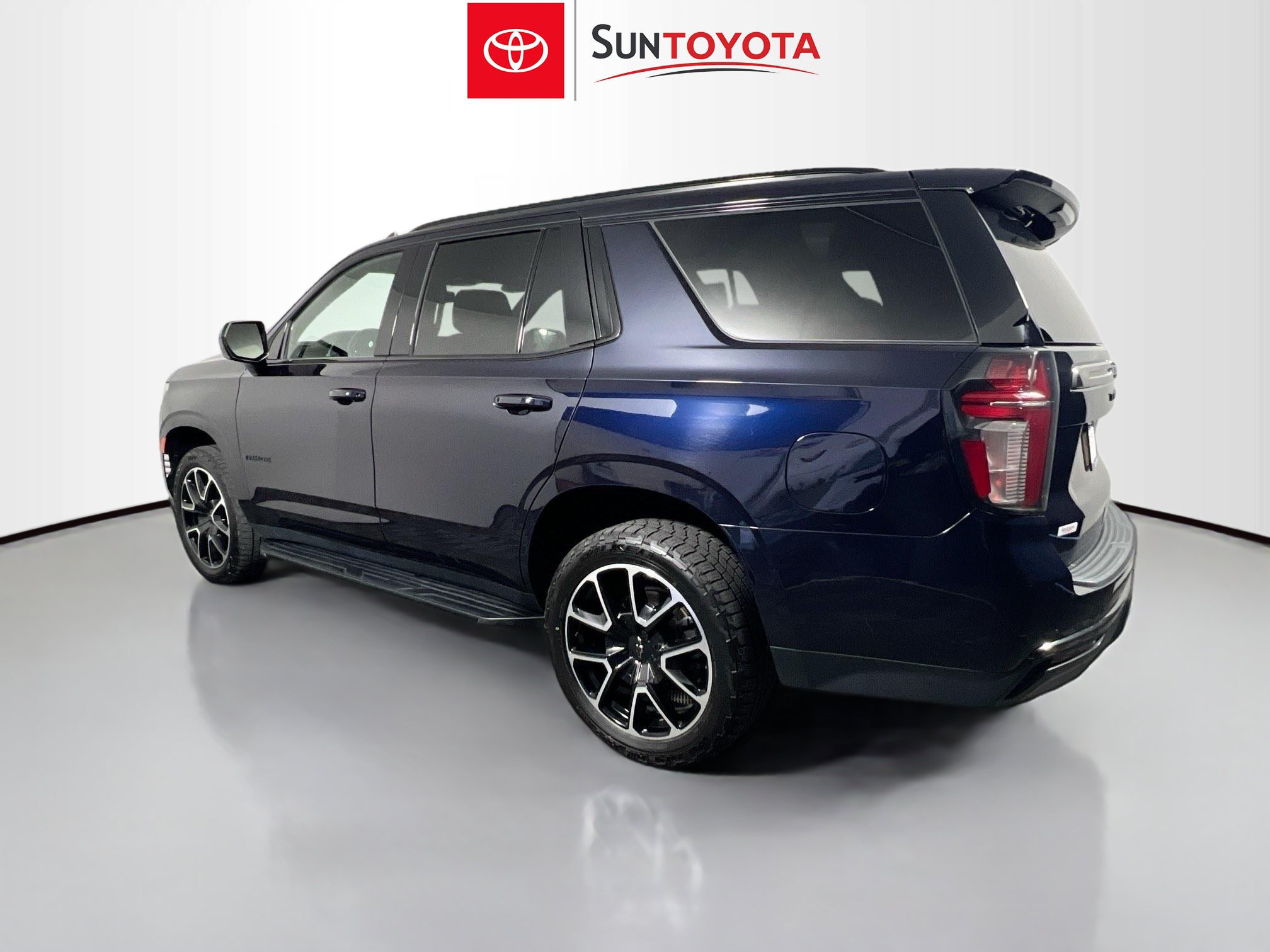 Used 2022 Chevrolet Tahoe RST AWD/4WD image 6