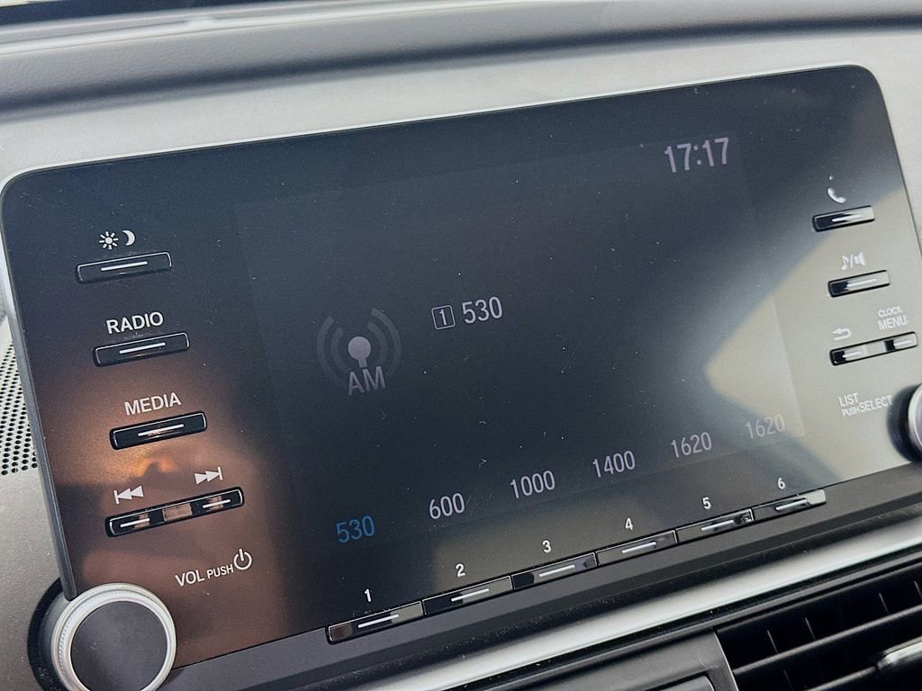 Used 2019 Honda Accord Hybrid image 14