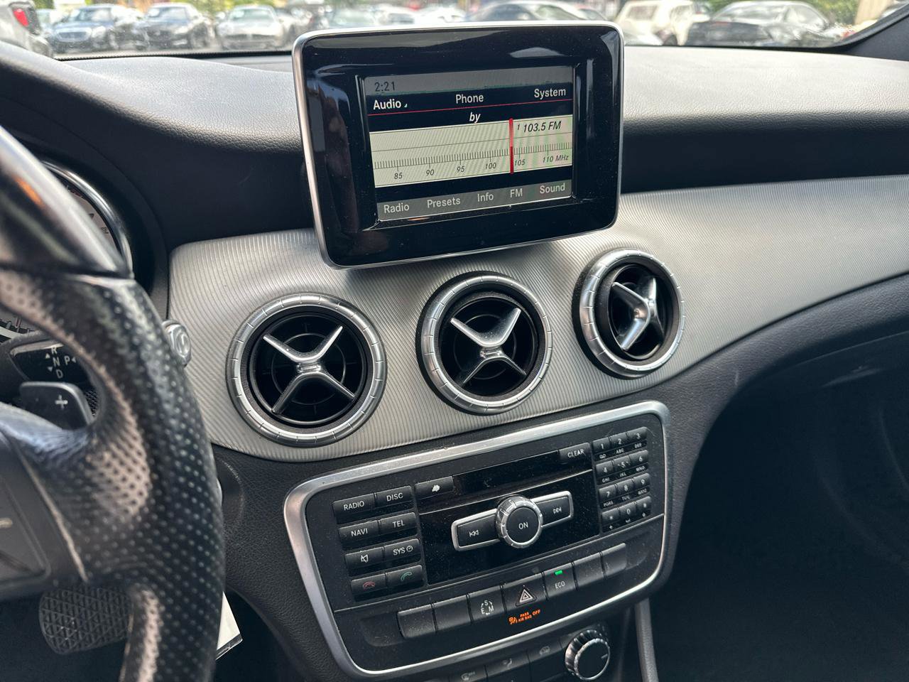 Used 2014 Mercedes-Benz CLA 250 image 11