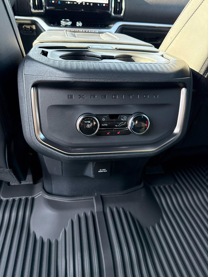 New 2025 Ford Expedition Max Platinum image 19
