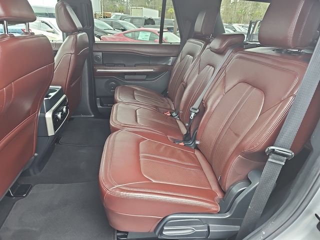 Used 2024 Ford Expedition Limited image 17