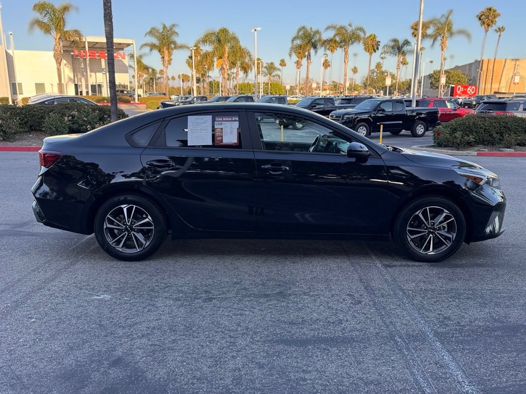 Used 2023 Kia Forte LXS FWD image 9