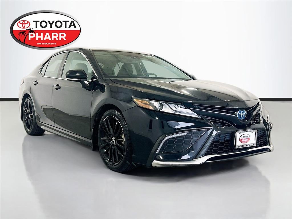 Used 2024 Toyota Camry XSE w/ Cold Weather Package FWD video 1