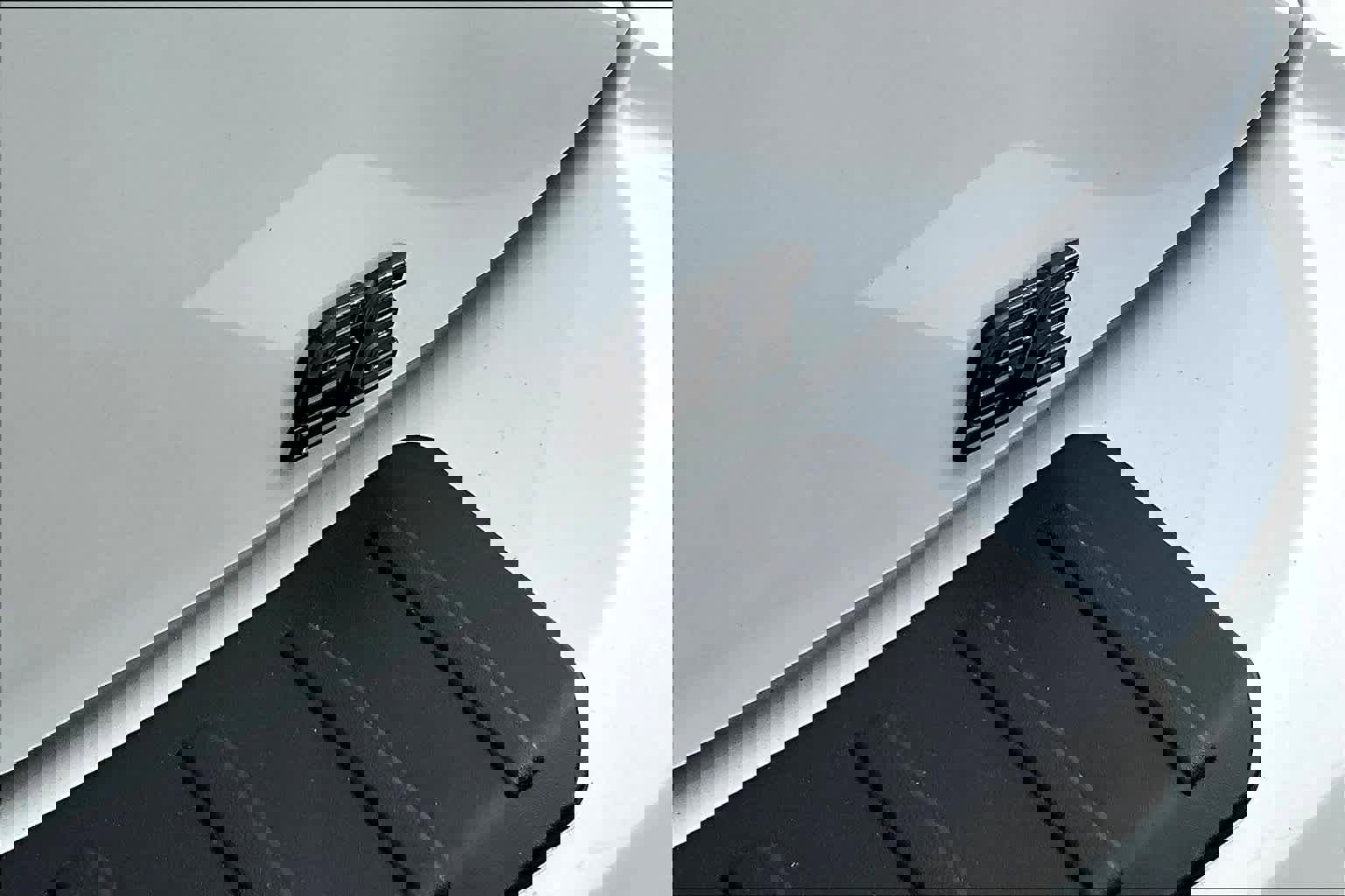 Used 2024 Toyota Corolla SE w/ SE Package image 10