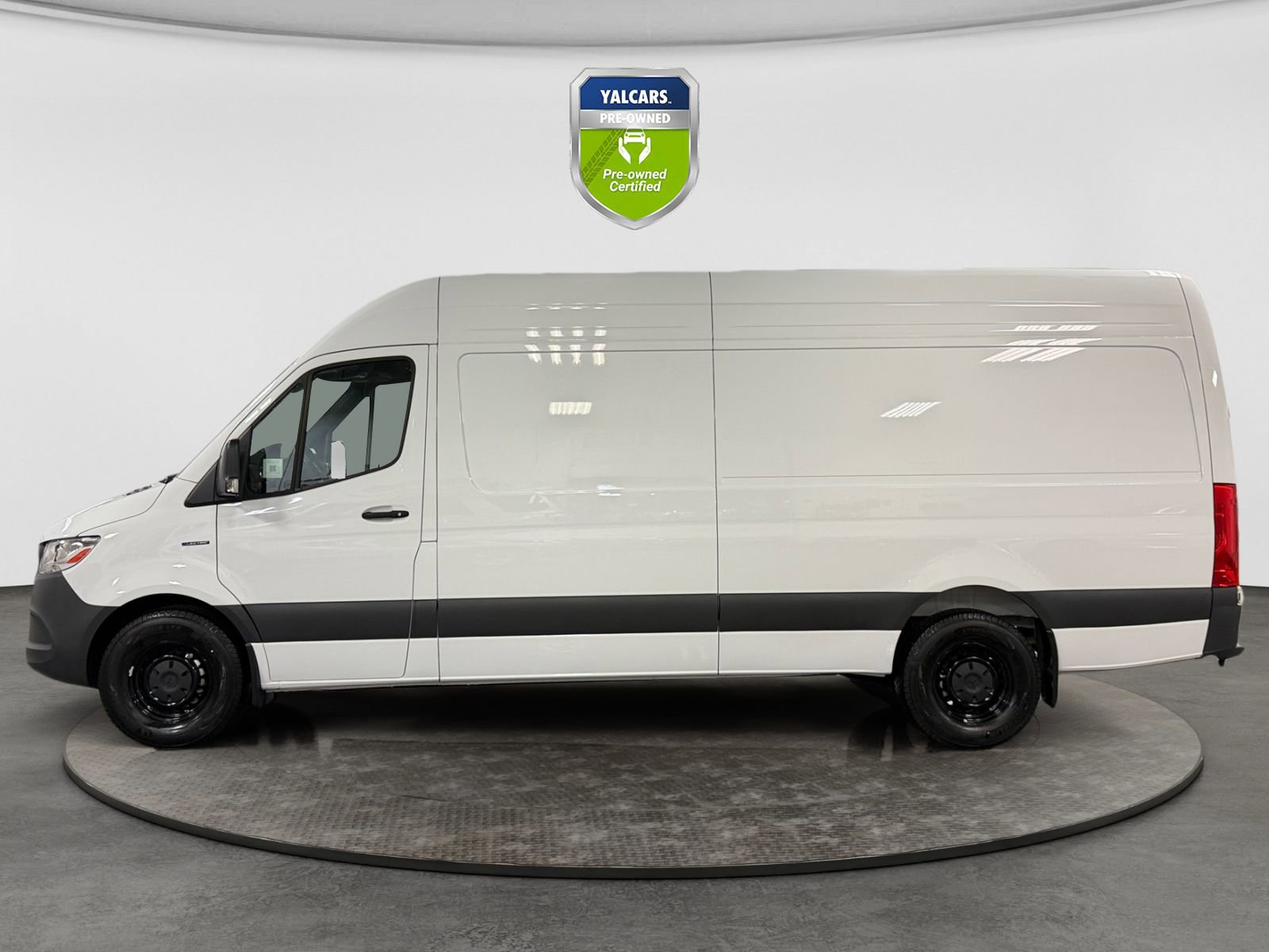 Used 2024 Mercedes-Benz eSprinter 170 Cargo w/ Dashboard Charging Package image 2