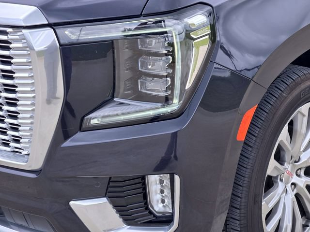 Used 2023 GMC Yukon XL Denali AWD/4WD image 9