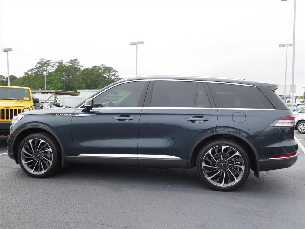 Used 2022 Lincoln Aviator Reserve w/ Equipment Group 201A AWD/4WD image 6
