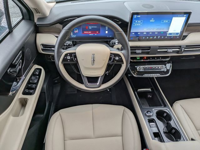 New 2026 Lincoln Corsair Premiere image 13