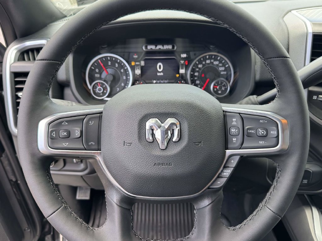 New 2026 RAM 2500 Big Horn AWD/4WD image 17