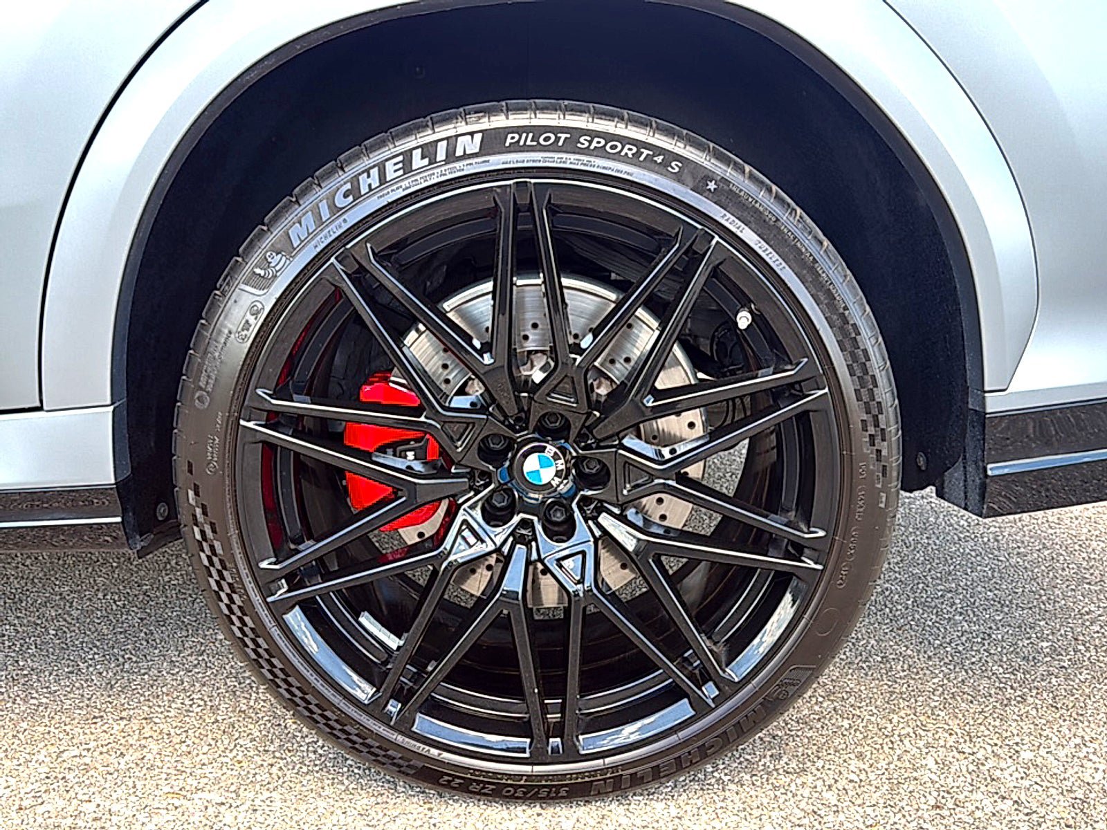 Used 2025 BMW X6 M Competition w/ Executive Package AWD/4WD image 10