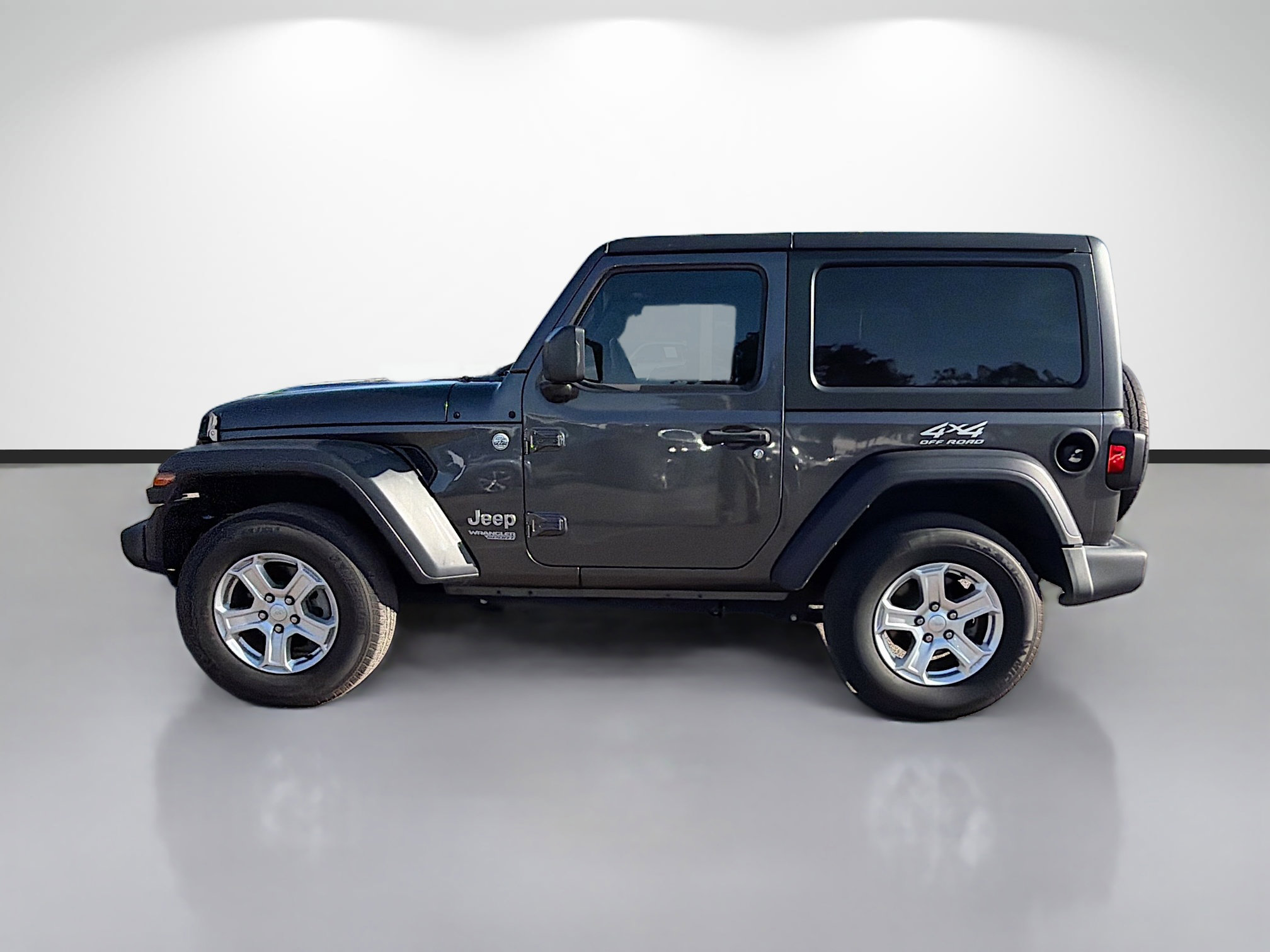 Used 2019 Jeep Wrangler Sport image 6