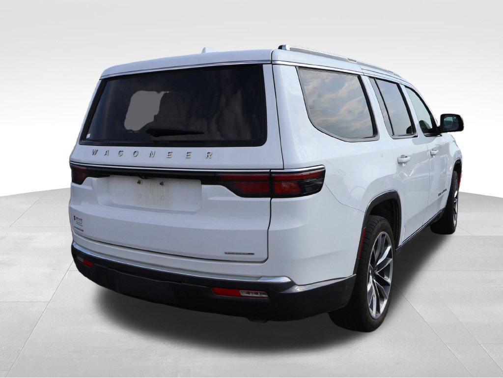 Used 2022 Jeep Wagoneer Series III w/ Premium Group I AWD/4WD image 16