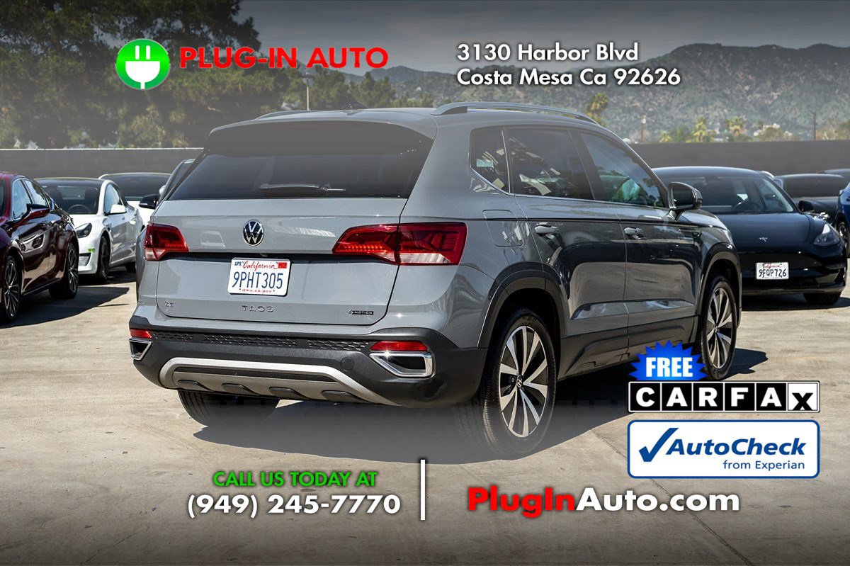 Used 2022 Volkswagen Taos SE w/ Panoramic Sunroof Package AWD/4WD image 5