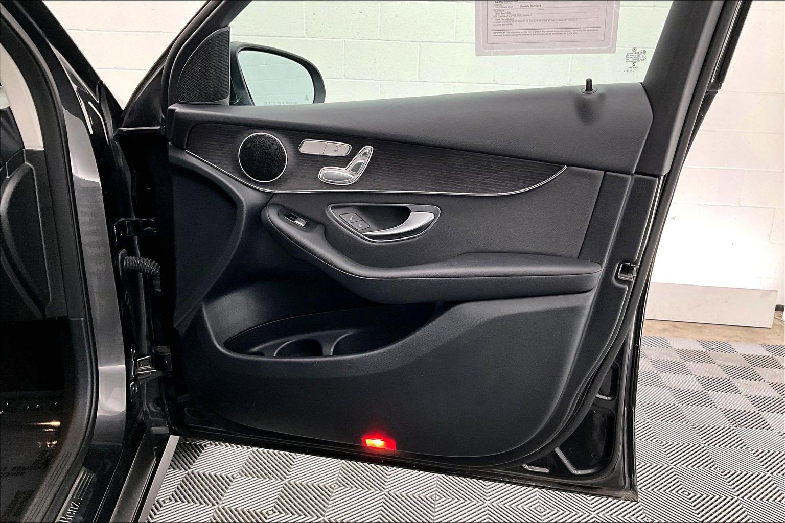 Certified 2022 Mercedes-Benz GLC 300 image 25