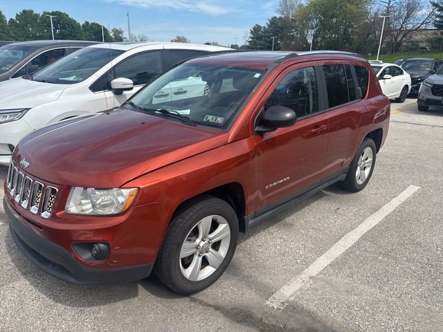Used 2012 Jeep Compass Latitude w/ Sun/Sound Group image 2