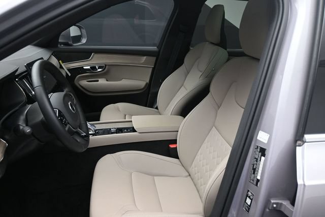 Used 2026 Volvo XC90 T8 Core w/ Protection Package Premier AWD/4WD image 18