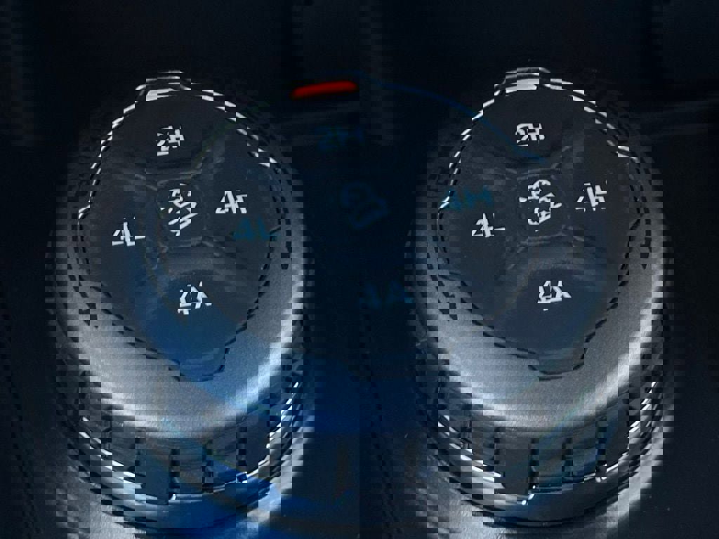 New 2025 Ford Bronco 2-Door w/ Sasquatch Package image 44