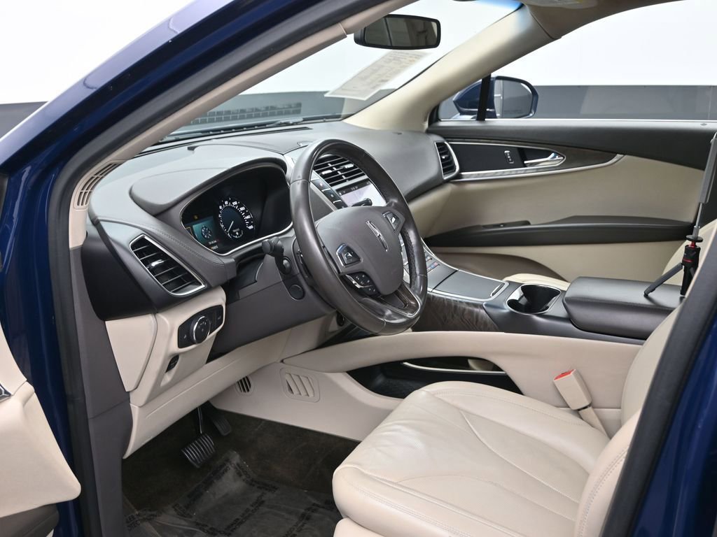 Used 2018 Lincoln MKX Reserve image 15