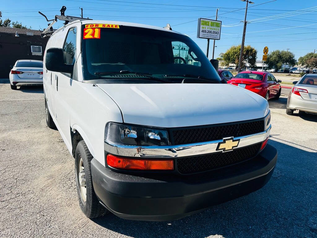 Used 2021 Chevrolet Express 2500 w/ Enhanced Convenience Package image 7