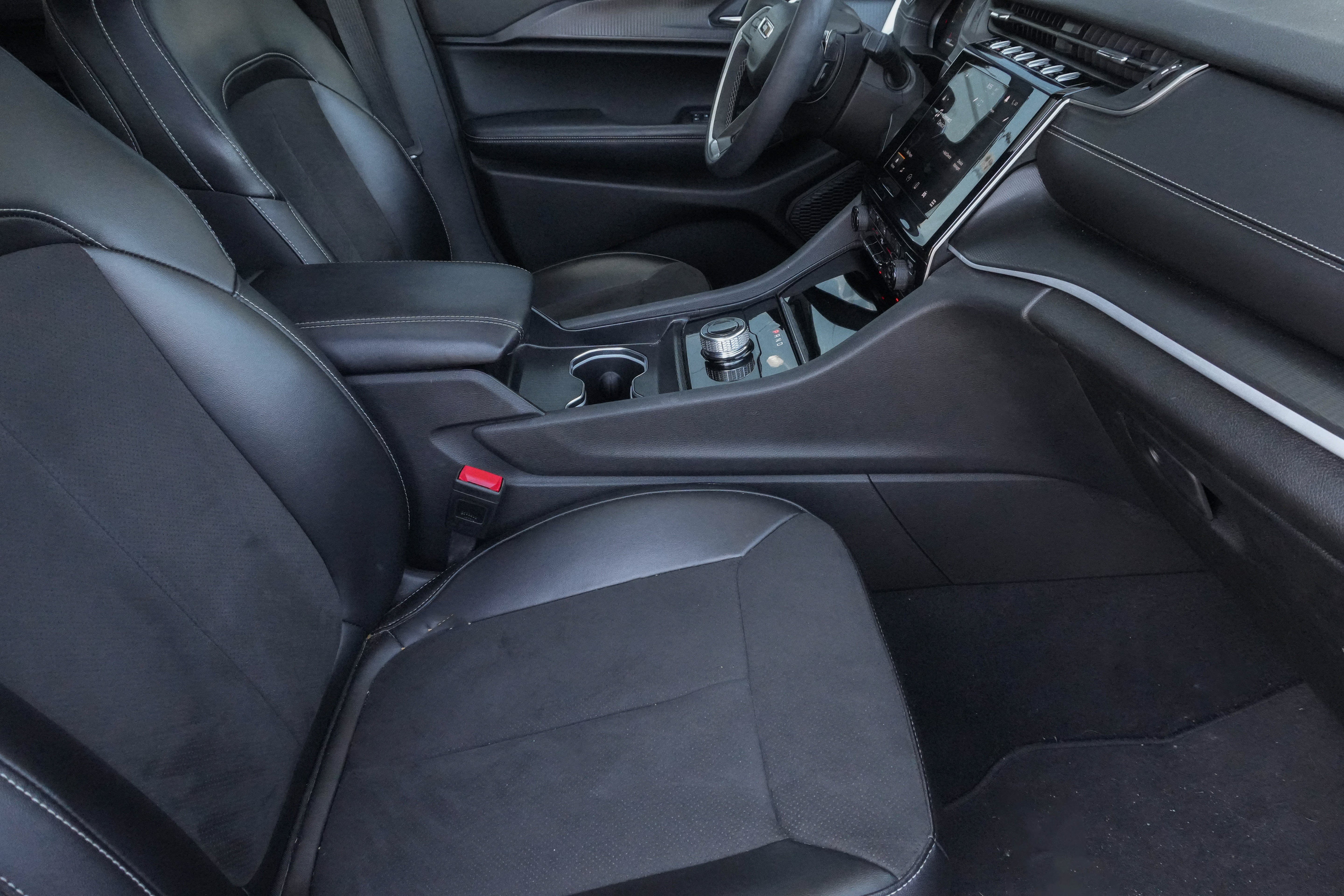 Used 2023 Chevrolet Tahoe LT w/ Max Trailering Package AWD/4WD image 13