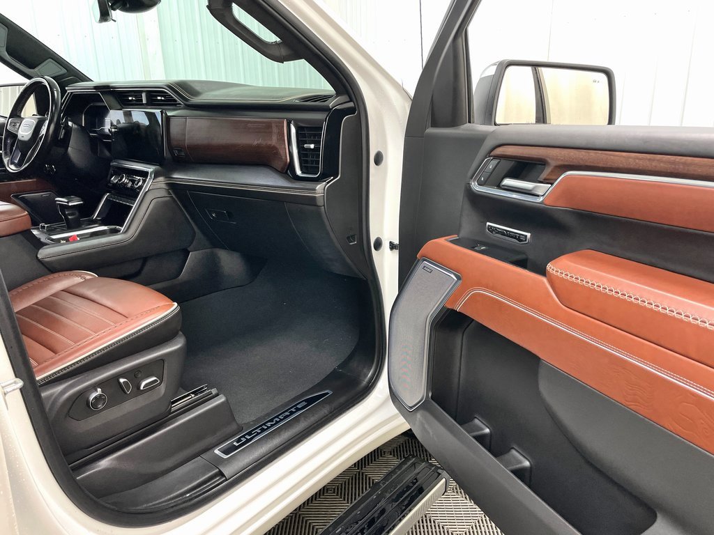 Used 2024 GMC Sierra 1500 Denali Ultimate image 42