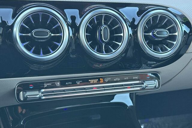 Certified 2025 Mercedes-Benz CLA 250 image 24