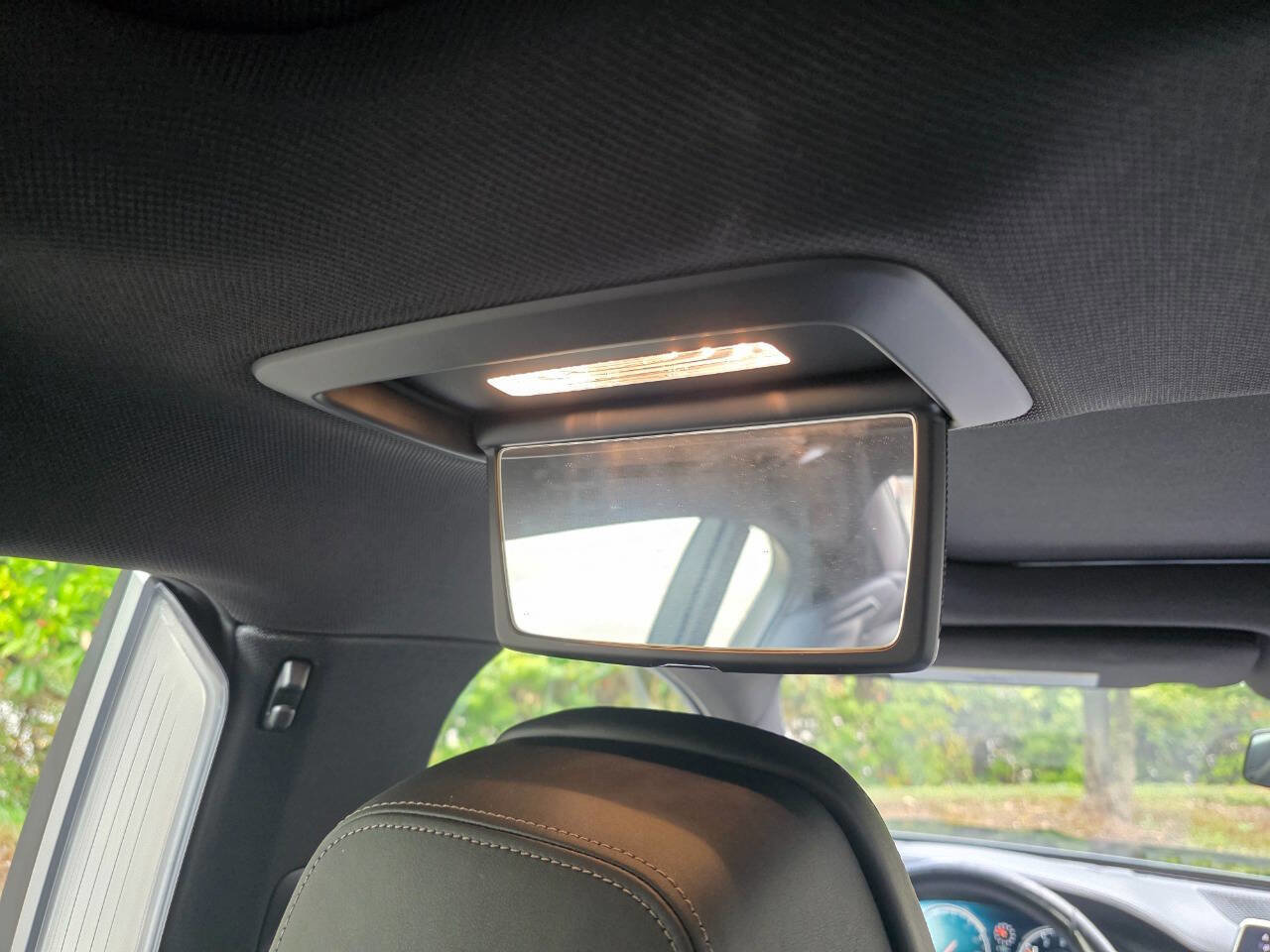 Used 2019 BMW 750i xDrive w/ Executive Package image 48