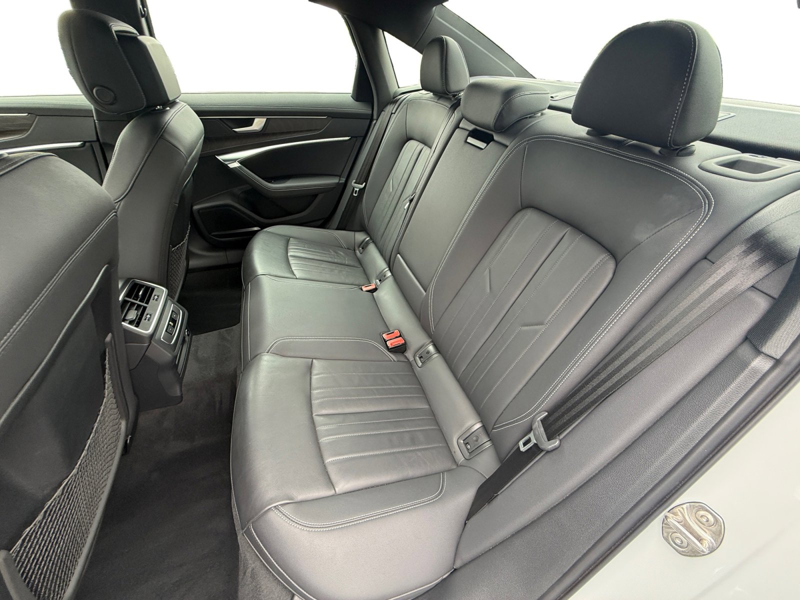 Used 2023 Audi A6 Premium Plus w/ Premium Plus Package image 16