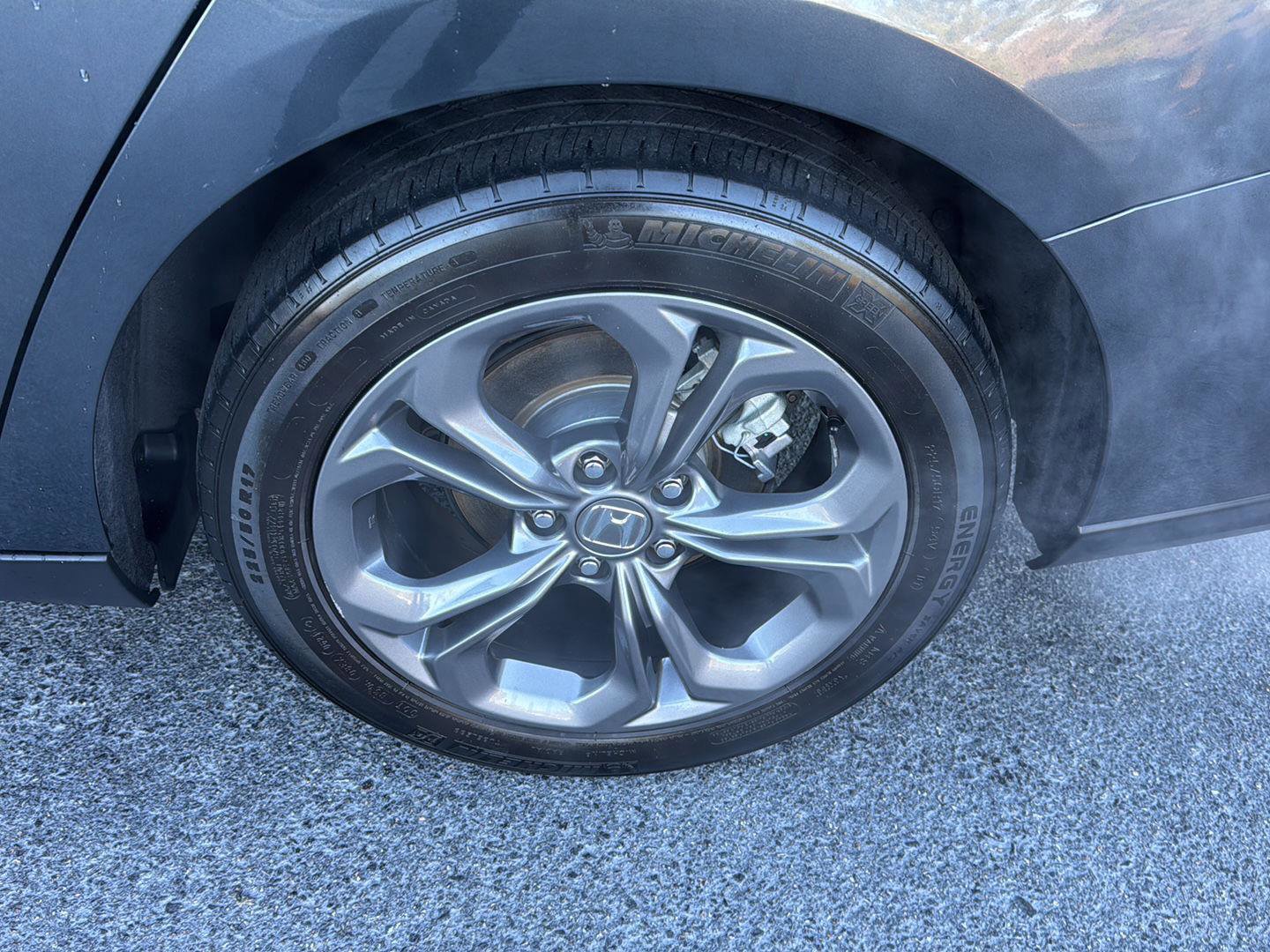 Used 2024 Honda Accord EX image 34