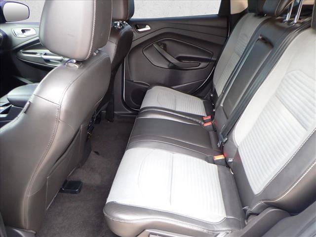 Used 2017 Ford Escape Titanium image 10