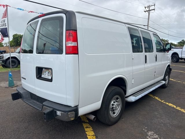 Used 2022 Chevrolet Express 2500 w/ Driver Convenience Package RWD image 5