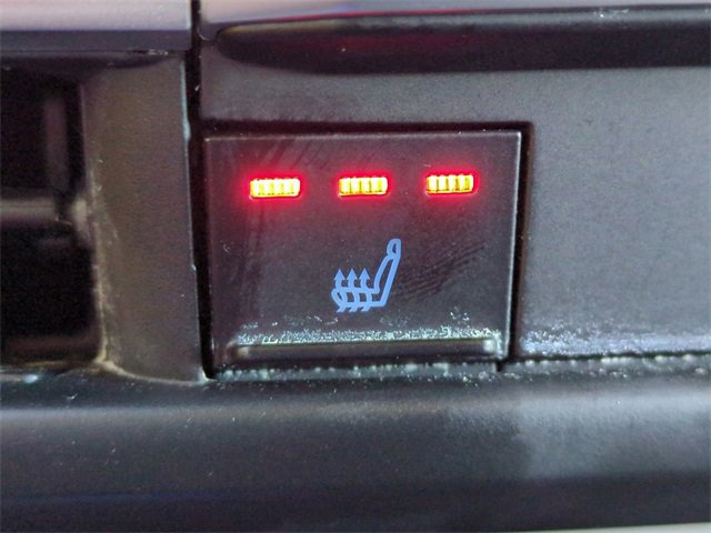 Used 2024 Toyota Sienna XLE image 23