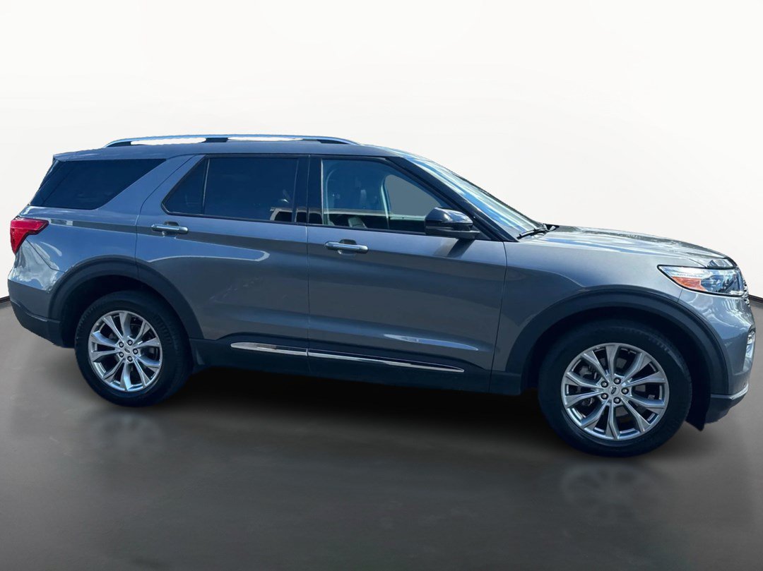Used 2024 Ford Explorer Limited AWD/4WD image 2