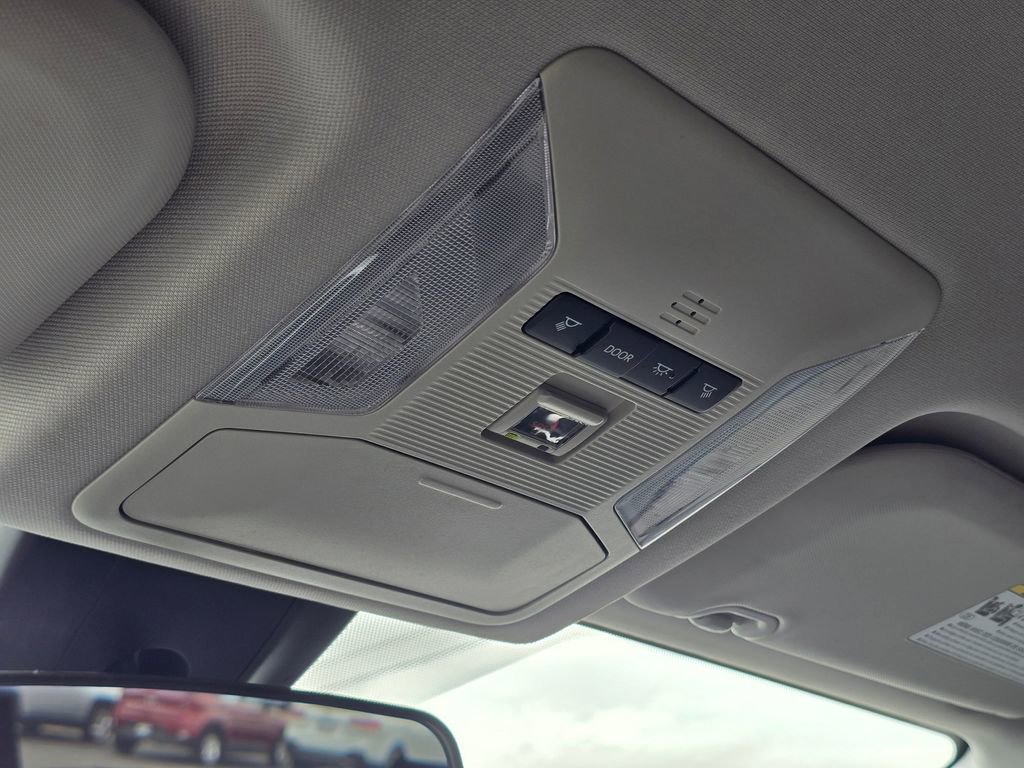 Used 2023 Toyota RAV4 LE image 32