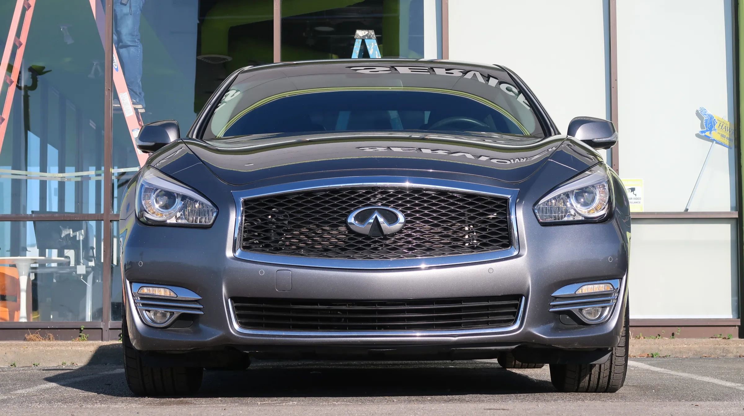 Used 2017 INFINITI Q70 3.7 image 3