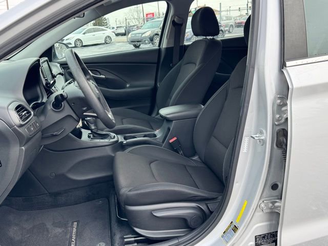 Used 2018 Hyundai Elantra GT image 12