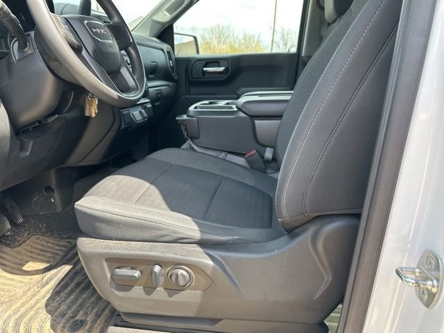 Used 2022 GMC Sierra 1500 Pro w/ Sierra Value Package image 3