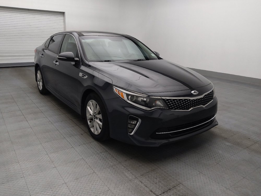 Used 2018 Kia Optima S w/ Panoramic Sunroof Package FWD image 13