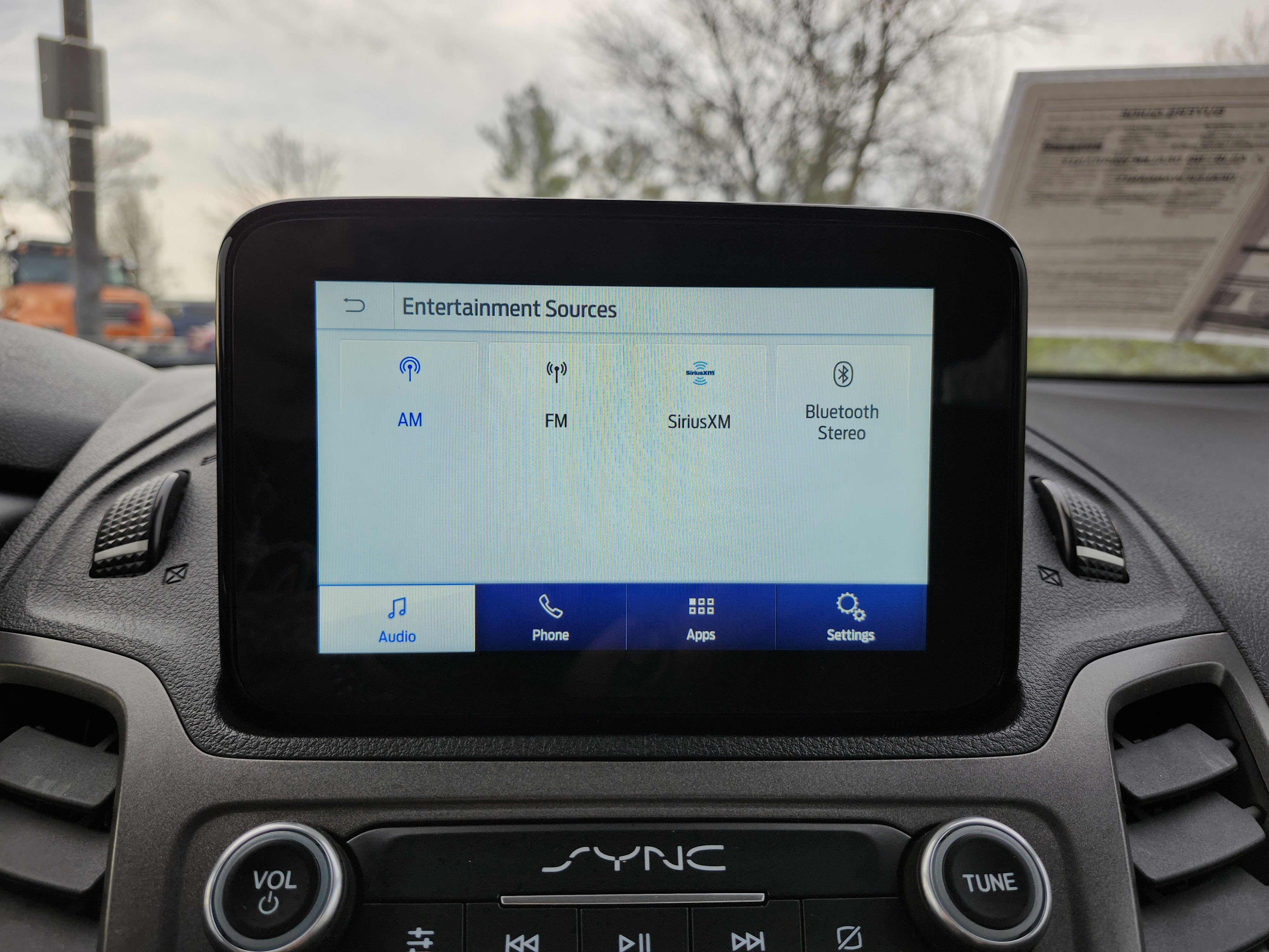 Used 2023 Ford Transit Connect XL image 4