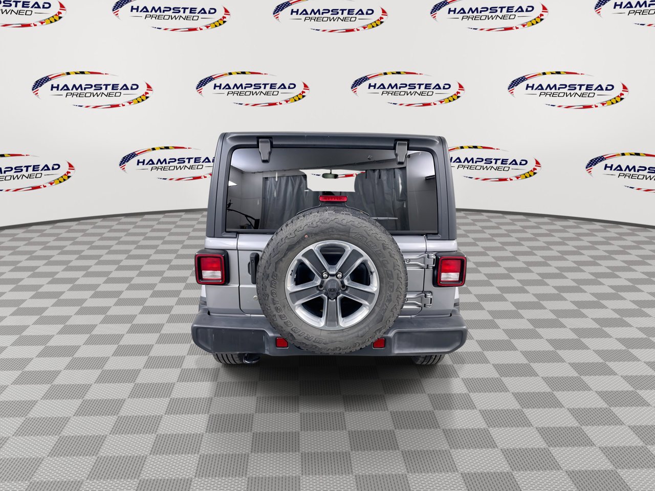 Used 2020 Jeep Wrangler Unlimited Sahara w/ Cold Weather Group AWD/4WD image 7