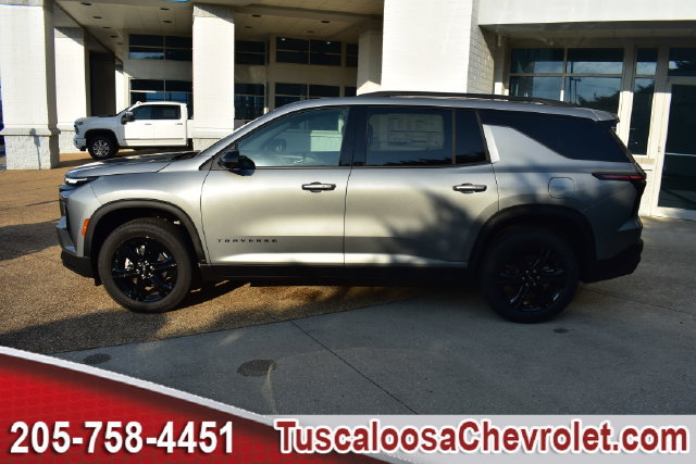 New 2027 Chevrolet Traverse LT w/ Midnight/Sport Edition FWD image 6