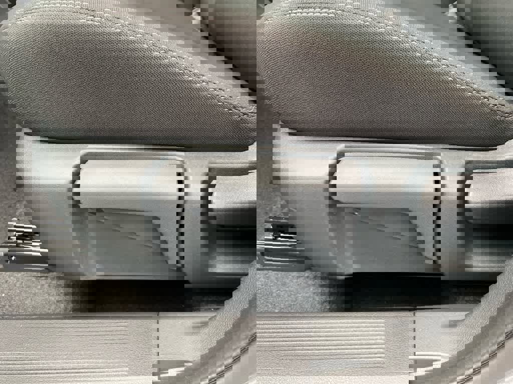 New 2026 Nissan Rogue S image 12