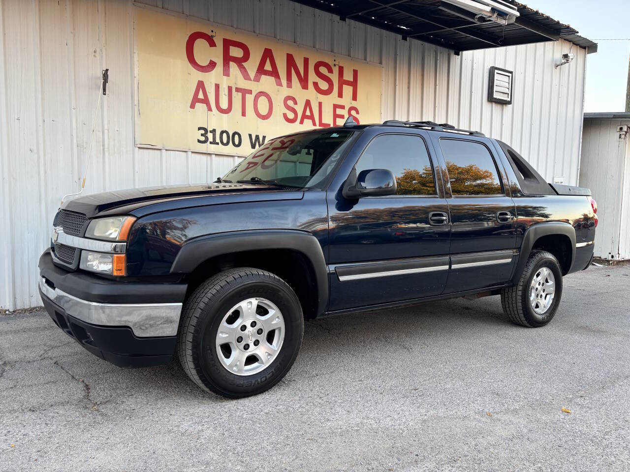 Used 2006 Chevrolet Avalanche Z66 w/ Preferred Equipment Group RWD image 6