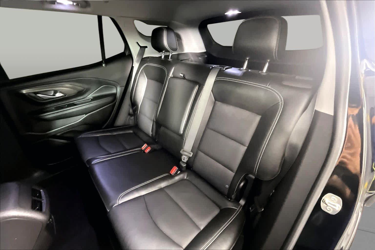 Certified 2024 GMC Terrain SLT w/ Infotainment Package II AWD/4WD image 18
