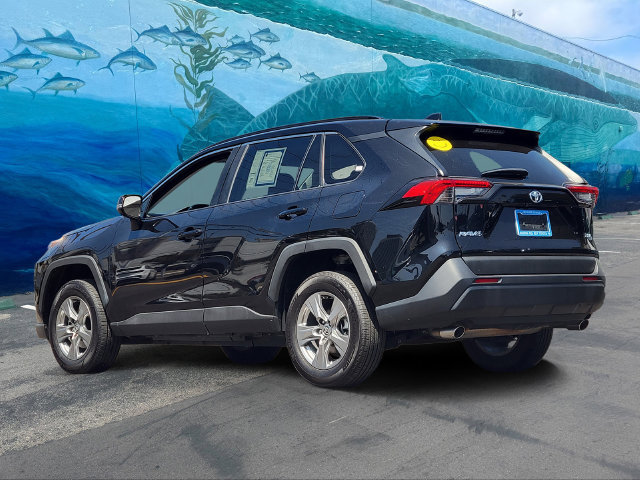 Used 2024 Toyota RAV4 XLE FWD image 2