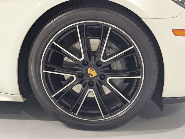 Used 2018 Porsche Panamera 4S w/ Premium Package Plus image 29