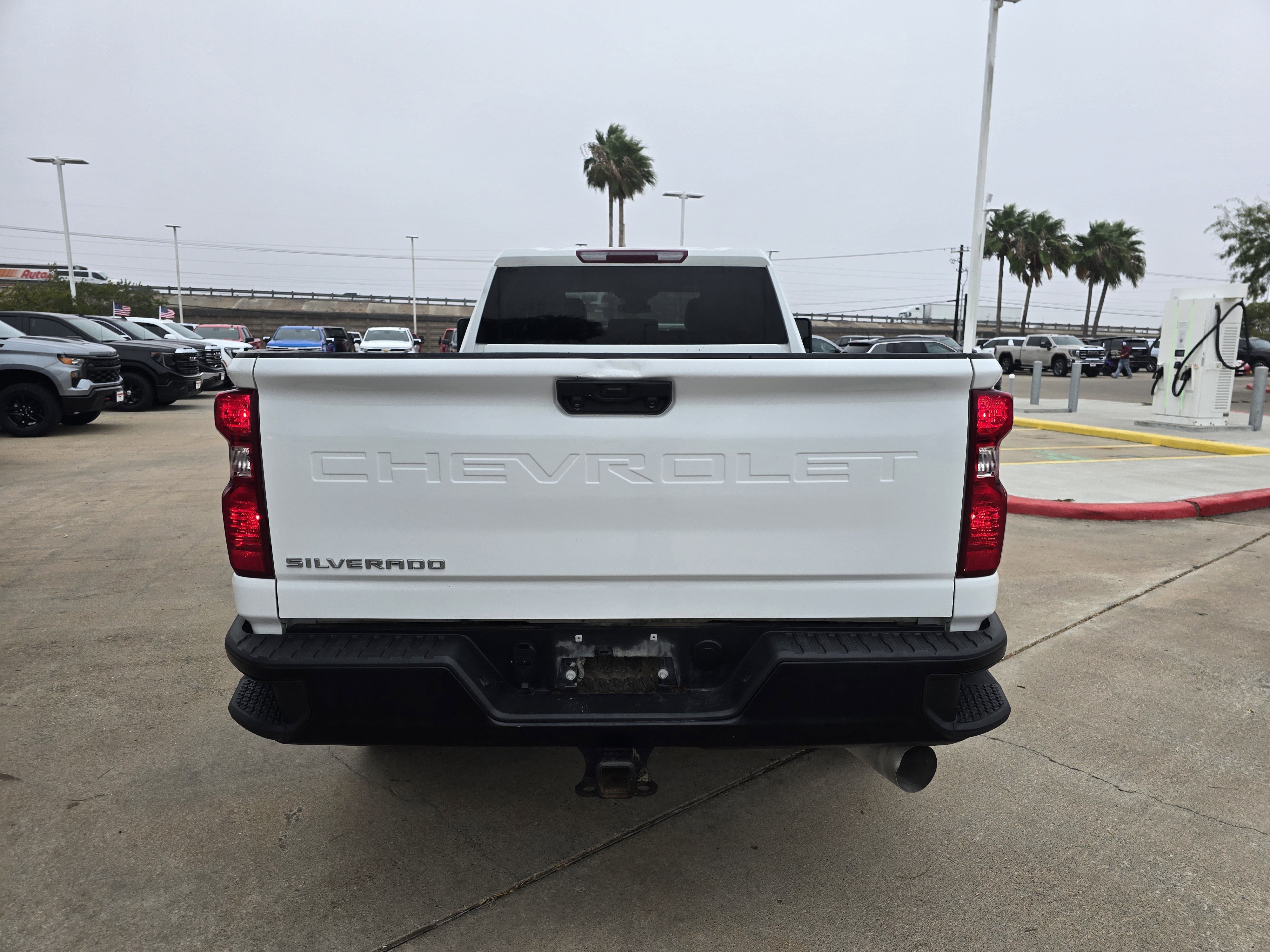 Used 2024 Chevrolet Silverado 2500 W/T image 4