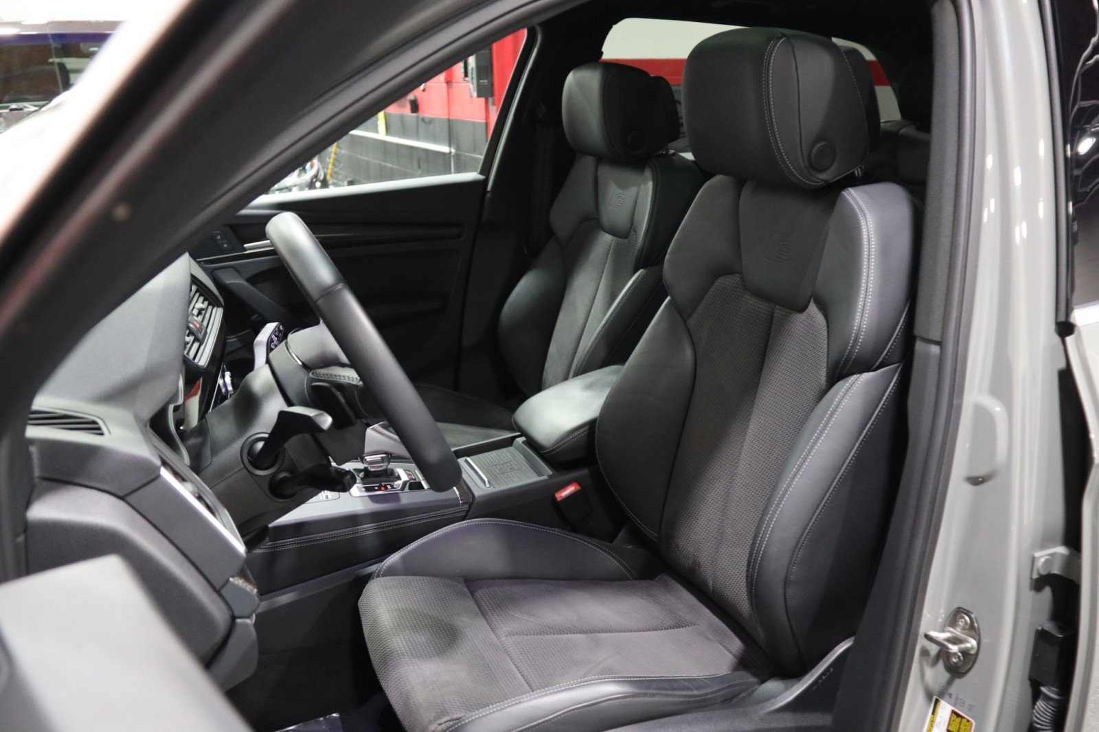 Used 2020 Audi SQ5 Premium Plus image 36