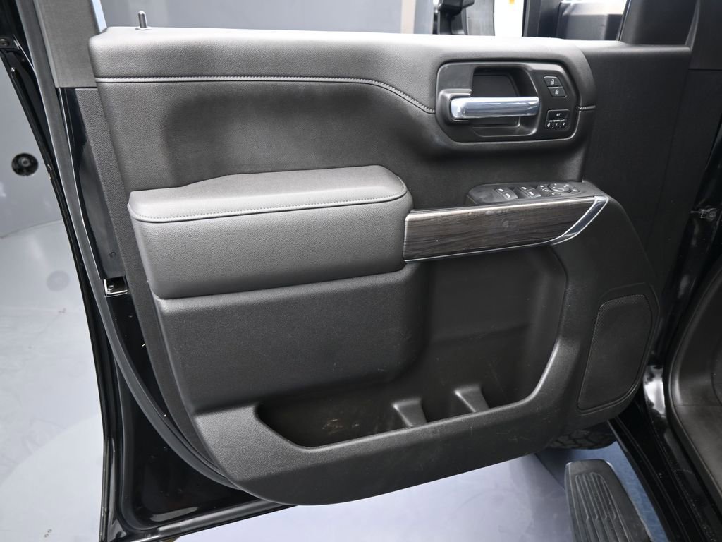 Used 2021 Chevrolet Silverado 3500 LTZ w/ Gooseneck/5TH Wheel Package image 16