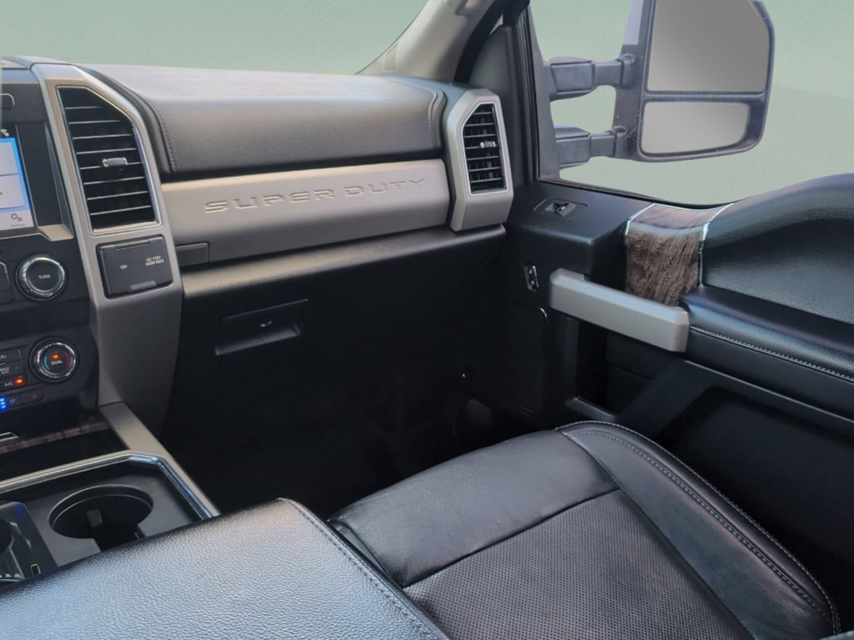 Used 2019 Ford F250 Lariat w/ Lariat Value Package AWD/4WD image 41
